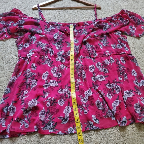 Torrid Pink Floral Spaghetti Strap Off Shoulder Top Blouse Size 5 - Picture 5 of 8